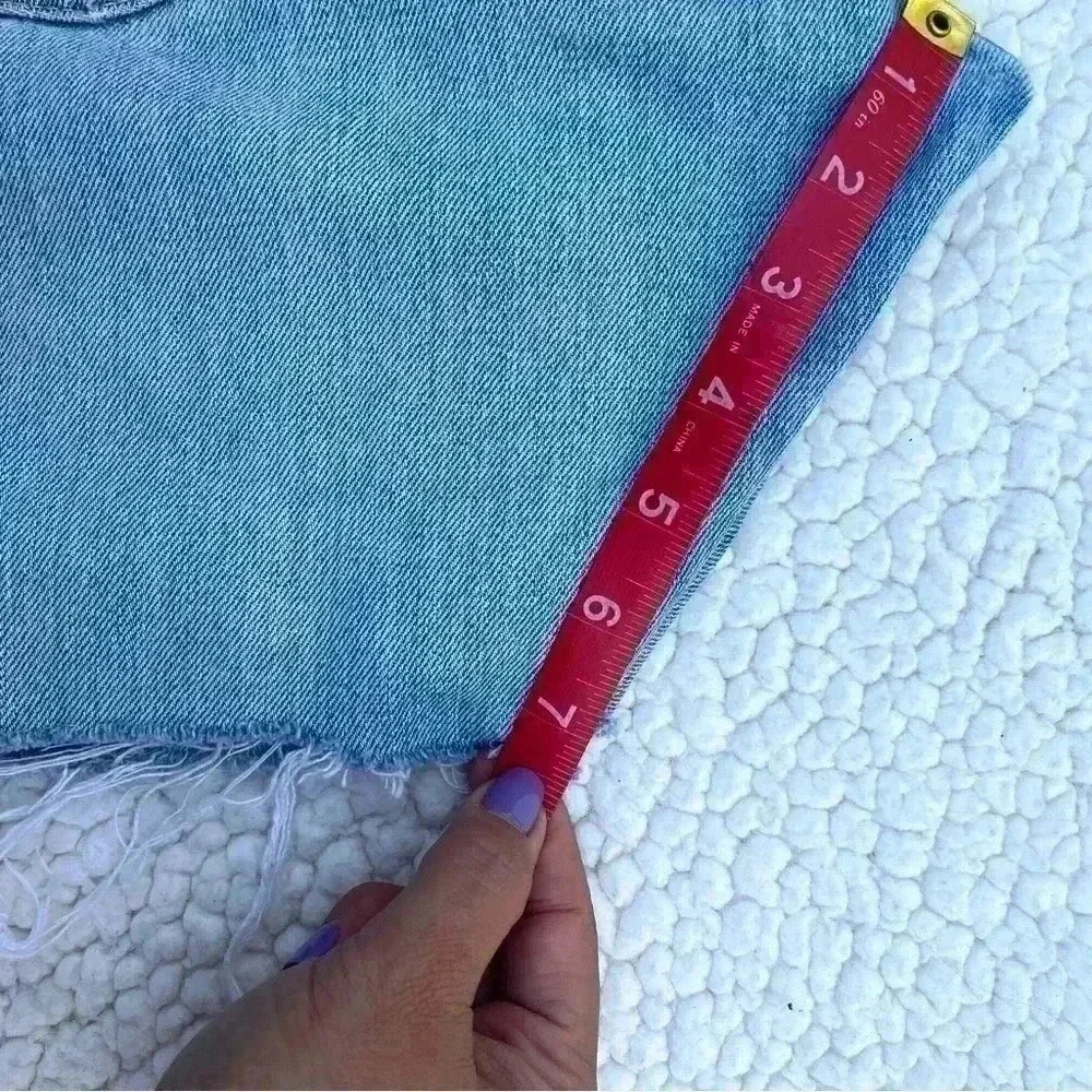 Polo R.‎ Lauren Boyfriend Classic Fit Med Wash Faded Cutoff Jean Shorts Size 35